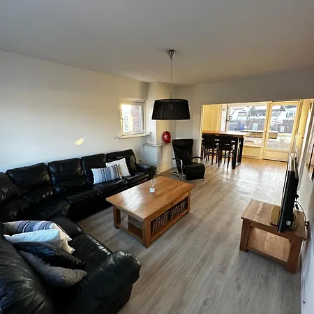Lovely 2-bedroom With Balcony Appartement Maastricht